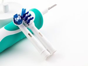 Brosse à dent électrique ou manuelle